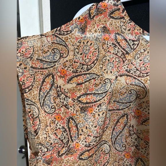 Wet Seal & 7th Ave Brand Short Set - Picture 3 of 8